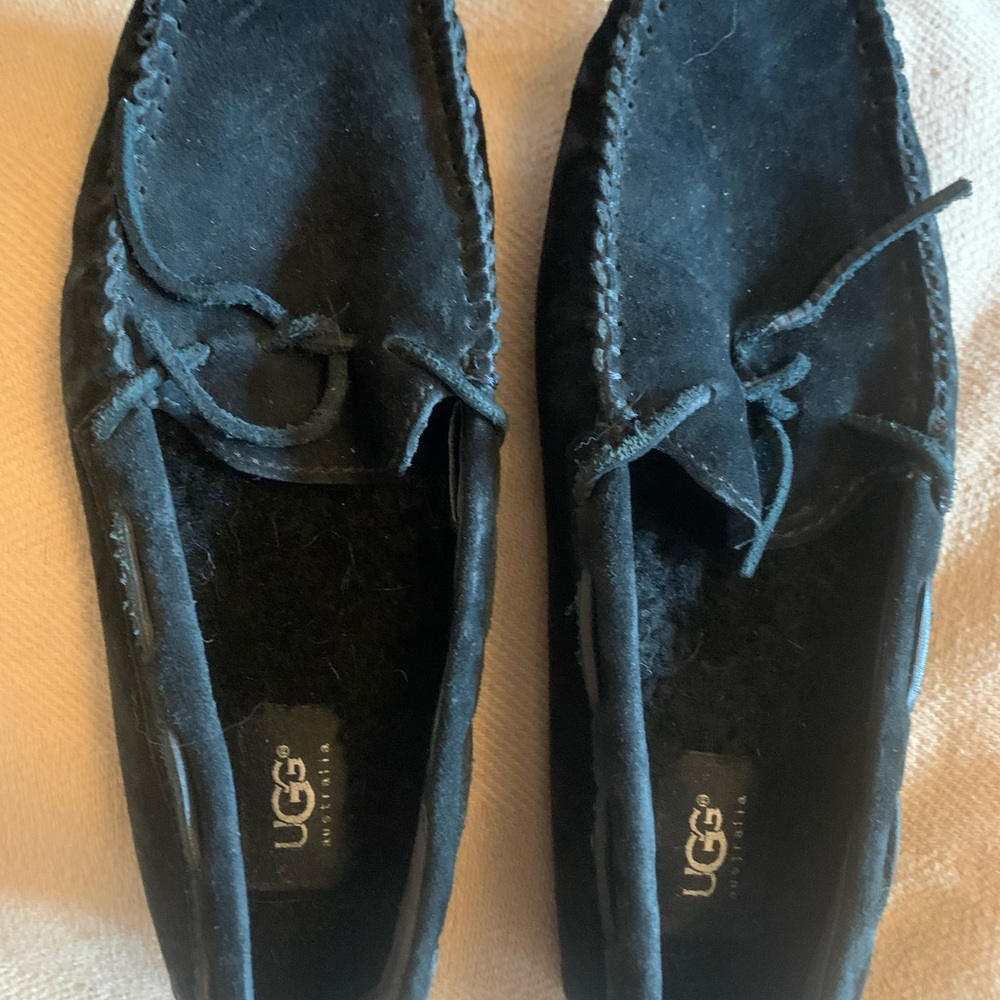Ugg slippers size 7